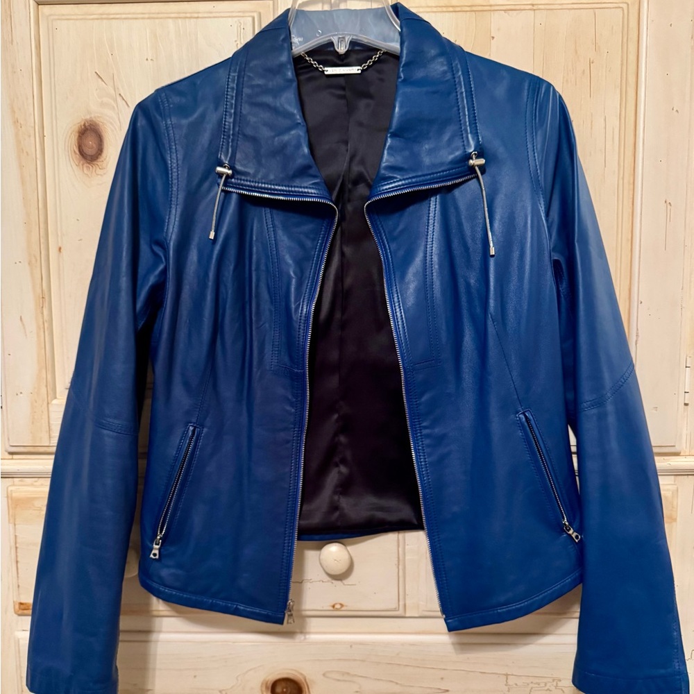 Elie Tahari Vibrant Blue Leather Jacket - Picture 5 of 11